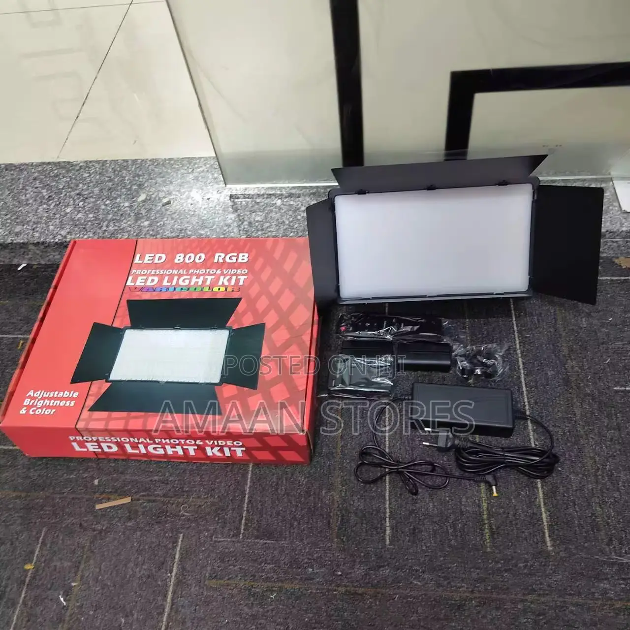 Led 800 Rgb Pro Photo And Video Led Light Kit With Stand