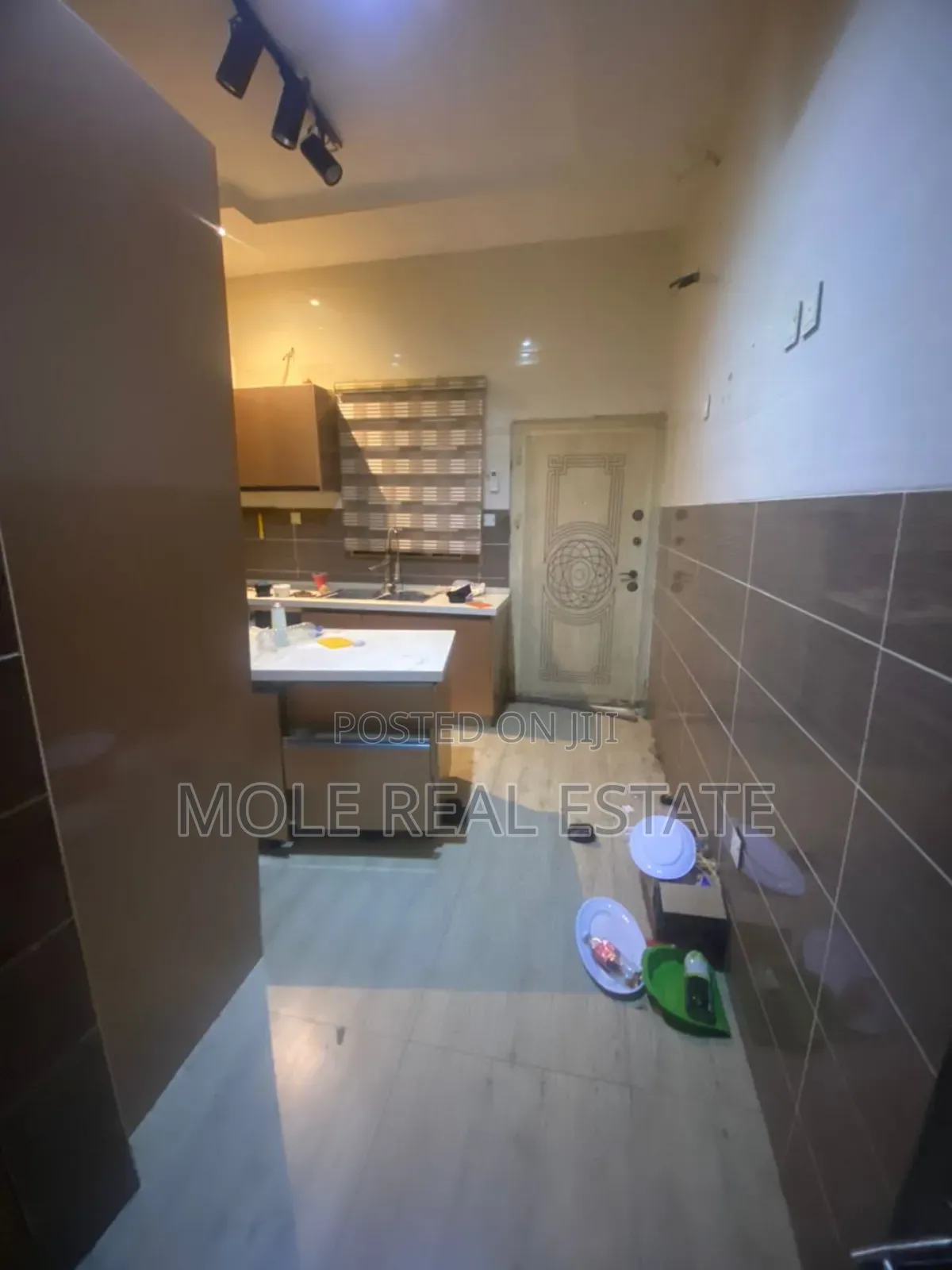 Furnished 2bdrm Block of Flats in Allen Avenue for sale