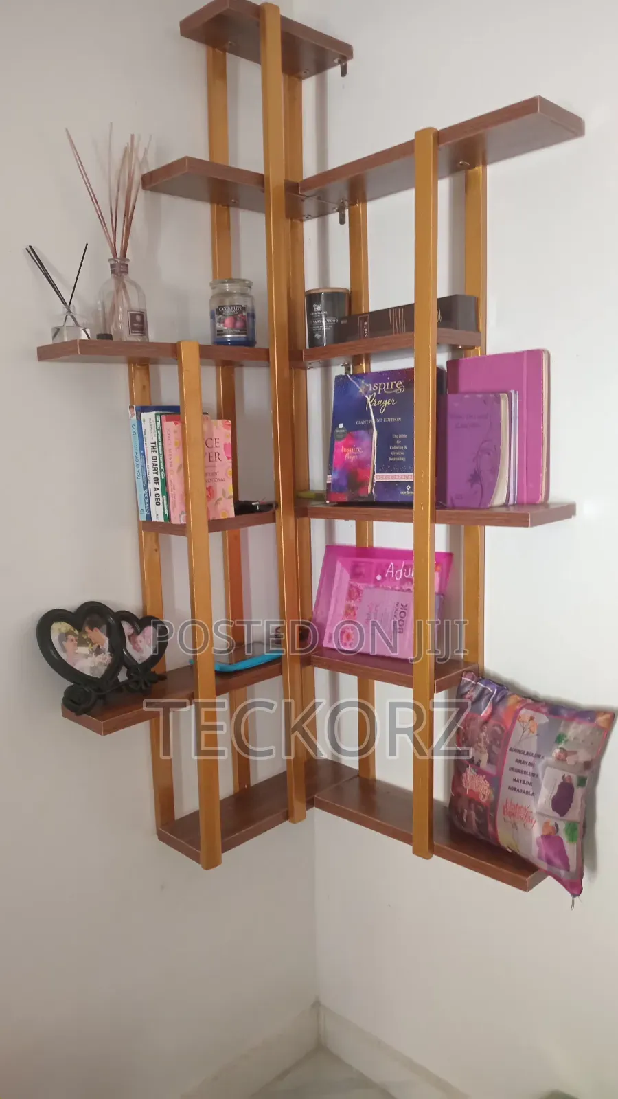 Wall Mounted Metal Shelve Rack