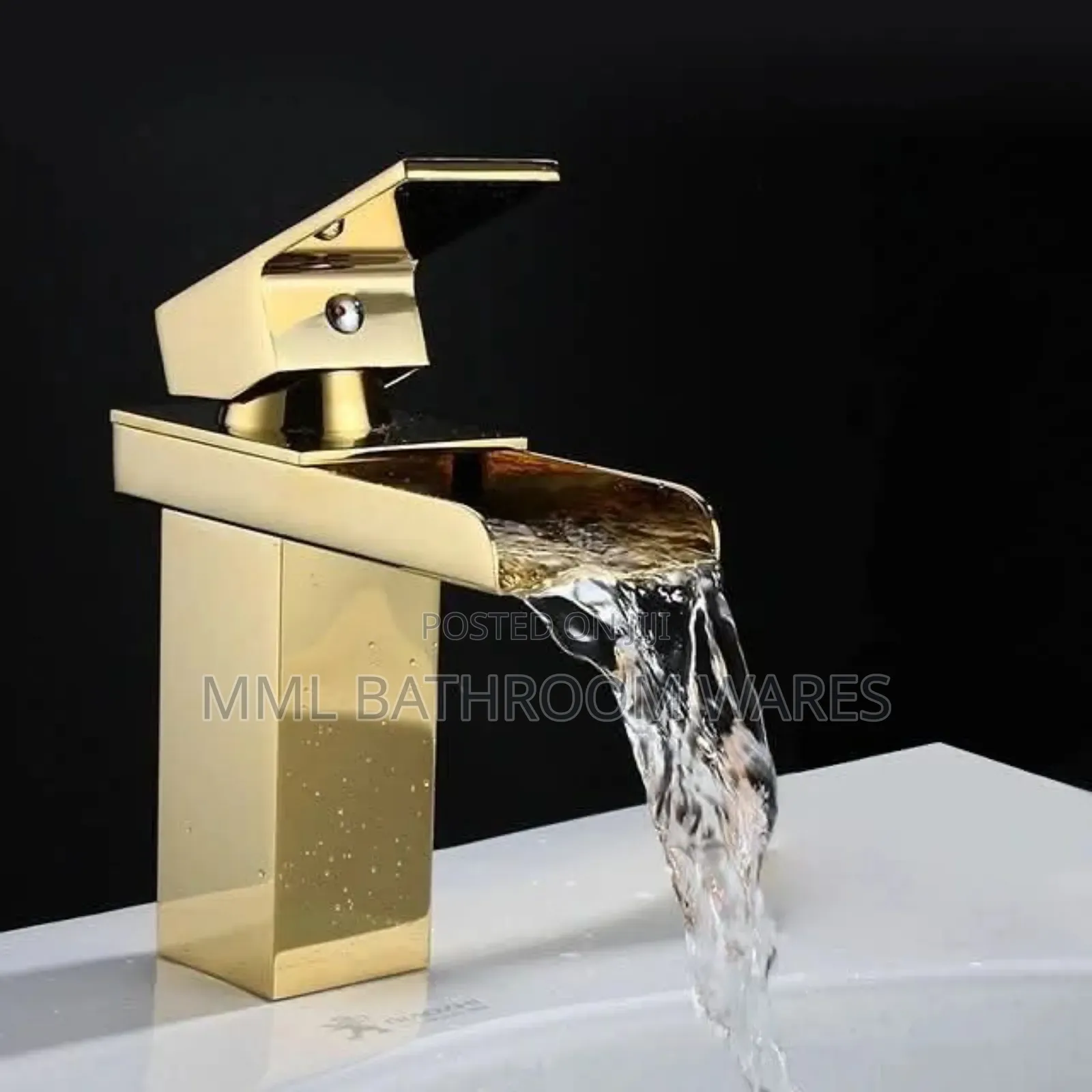 Luxury Gold Water Fall Basin Faucet