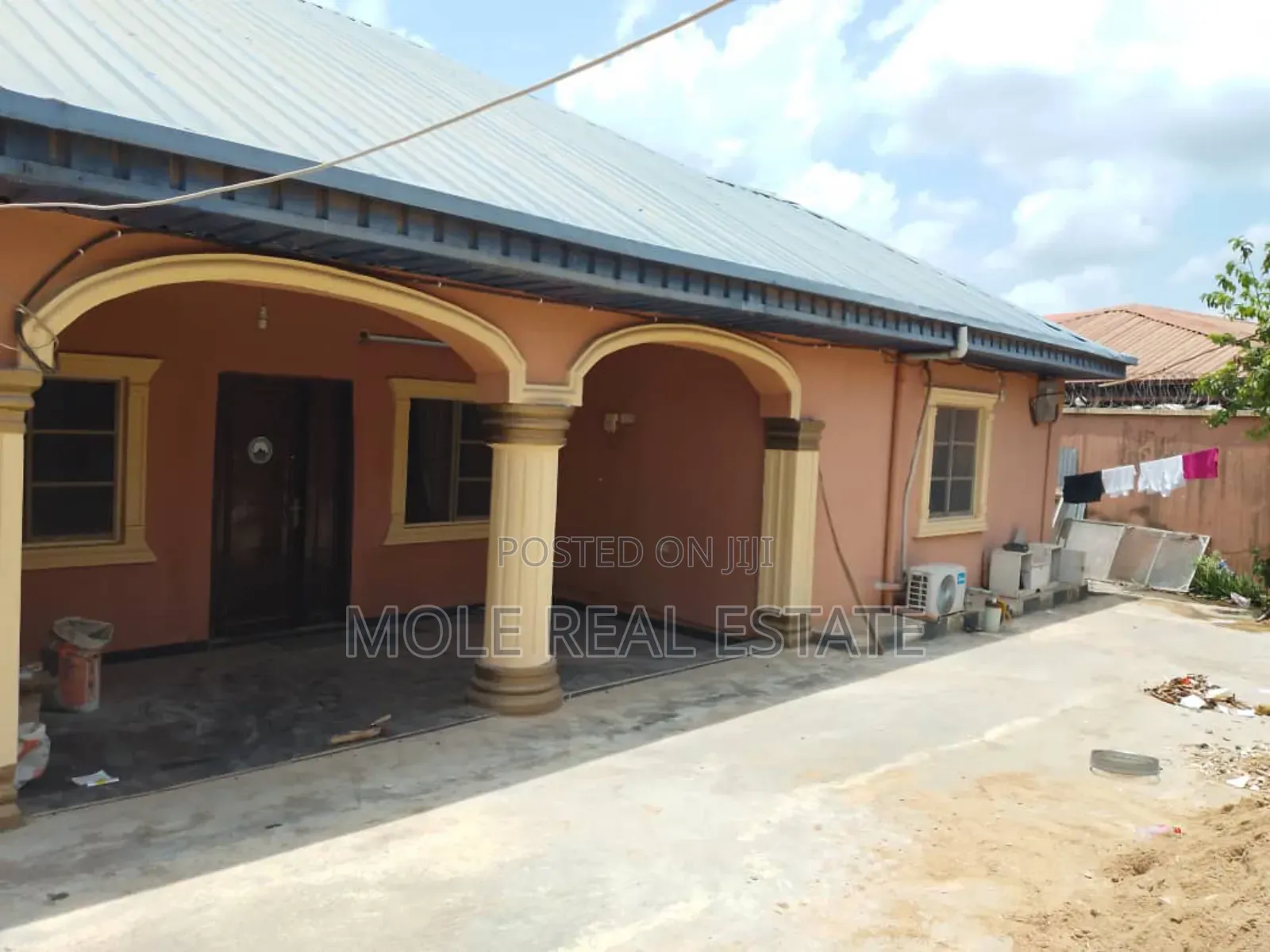 3bdrm Bungalow in Gowon, Egbeda / Egbeda for sale
