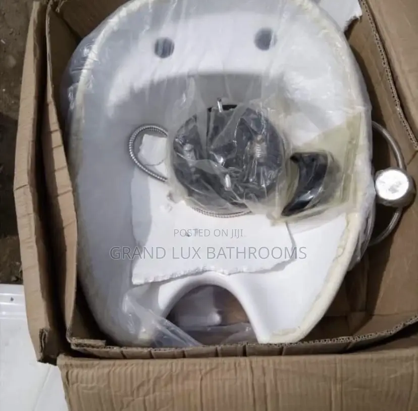 "Wall-Mounted Ceramic Dental Cuspidor Bowl"