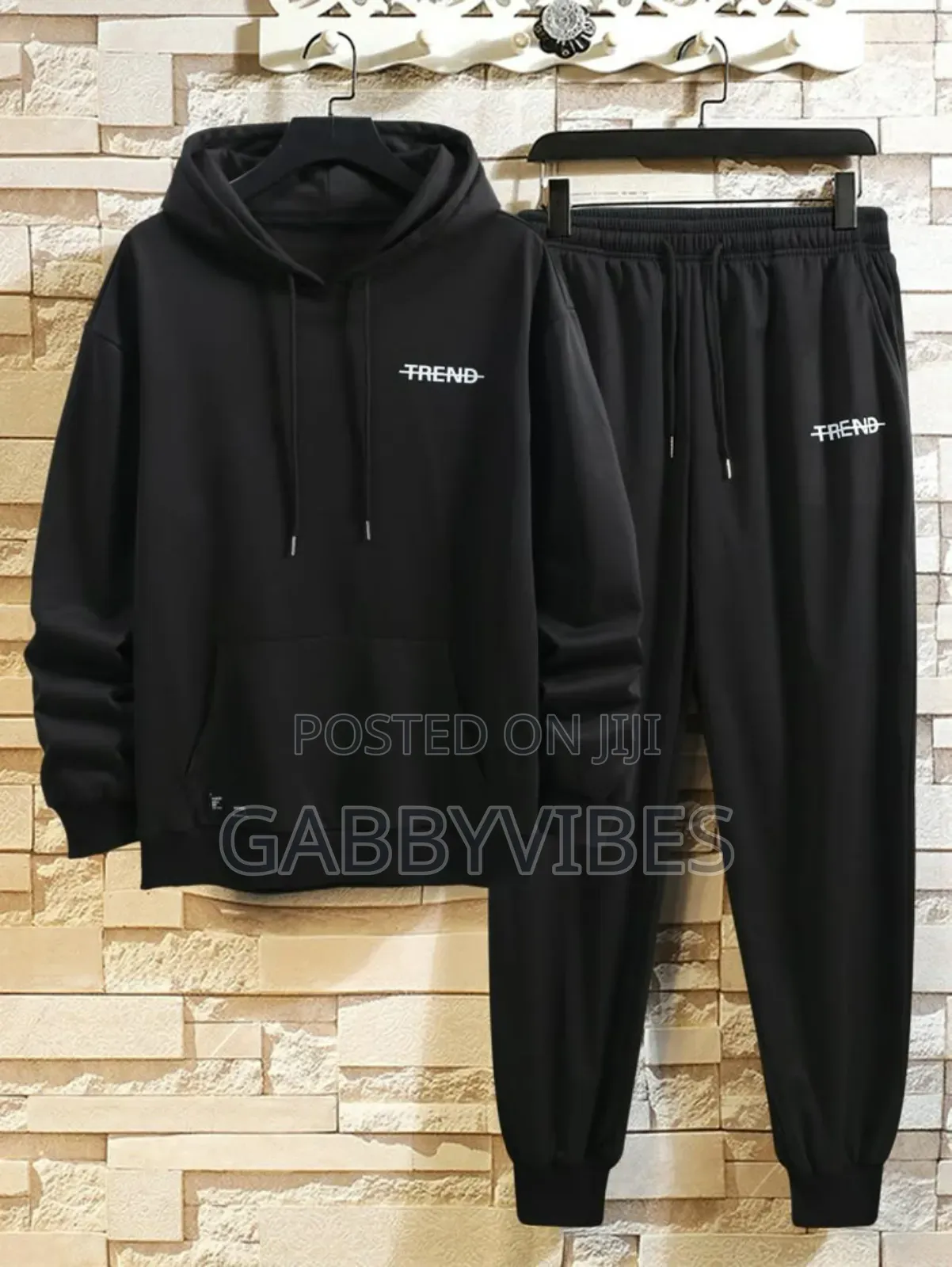 Shihugù Hoodia and Joggers