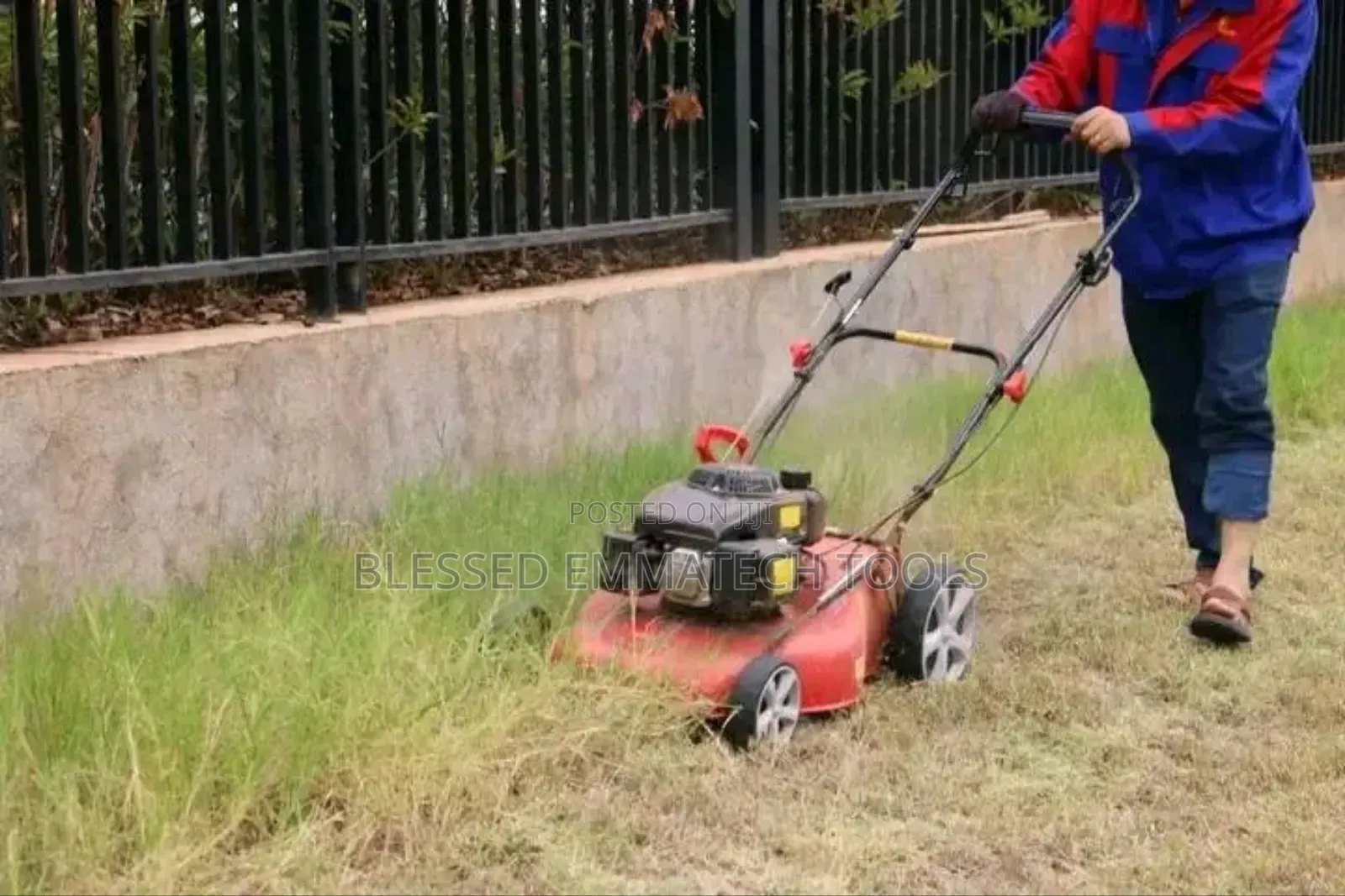 Emitex Lawn Mower Machine