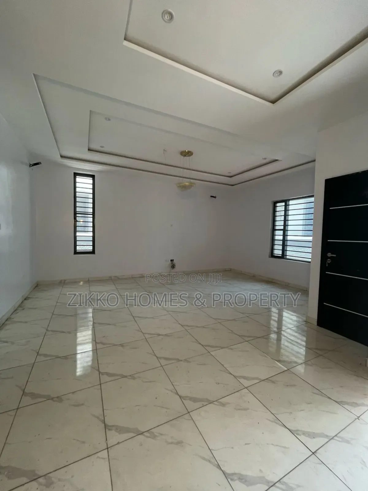 4bdrm Duplex in Orchid Road, Lekki for sale