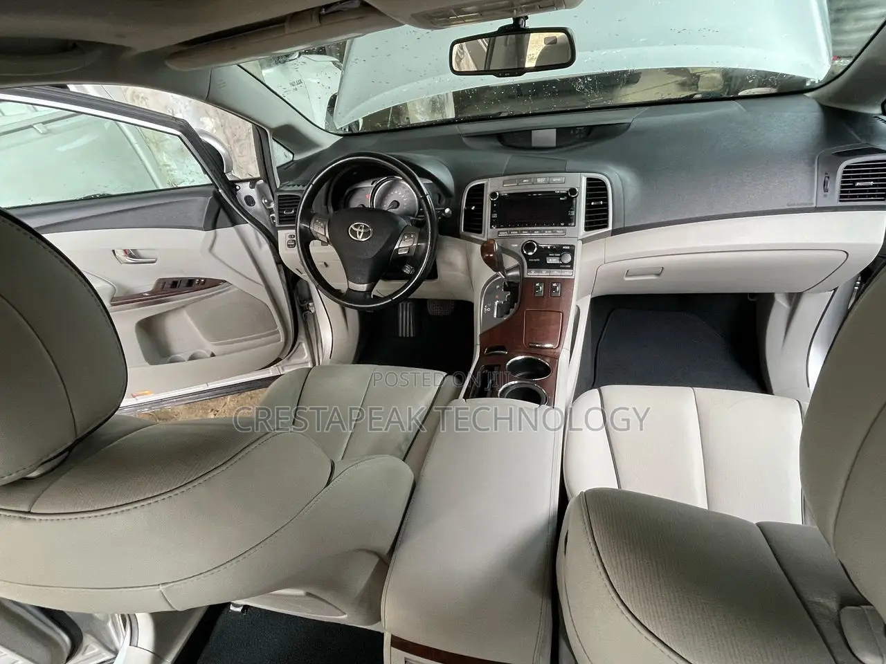 Toyota Venza AWD 2011 Silver