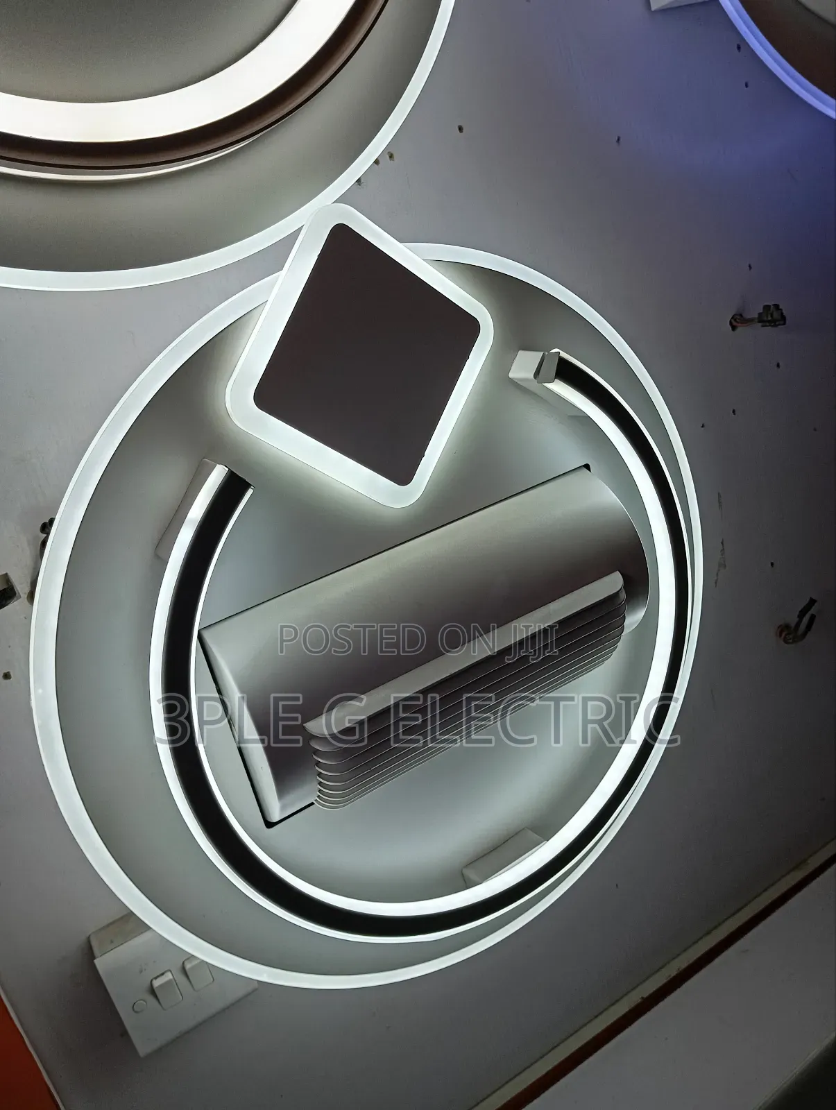 Ceiling Flush Light With Ac