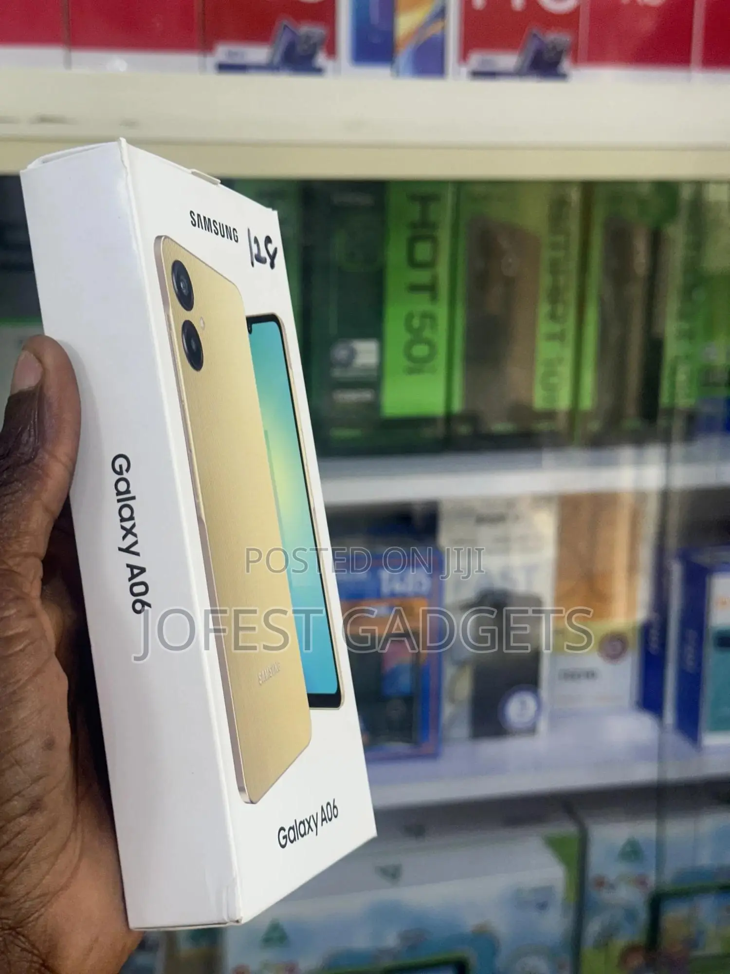 New Samsung Galaxy A06 128 GB Yellow