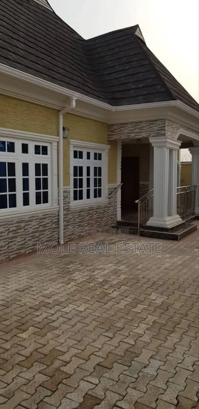 Furnished 3bdrm Mansion in Shoreline Estate, Ikoyi for rent