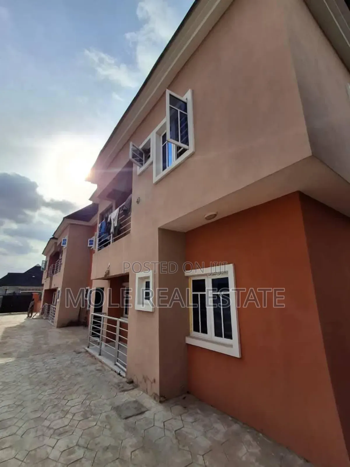 2bdrm Block of Flats in Adesan Mowe Obafemi-Owode for sale
