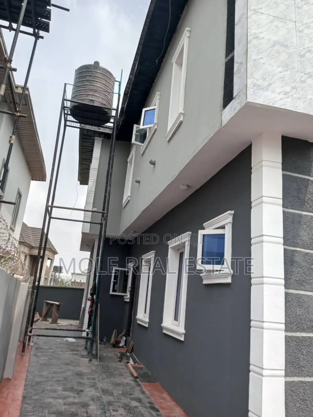 Furnished 4bdrm Duplex in Banky Estate Magboro Obafemi-Owode for sale