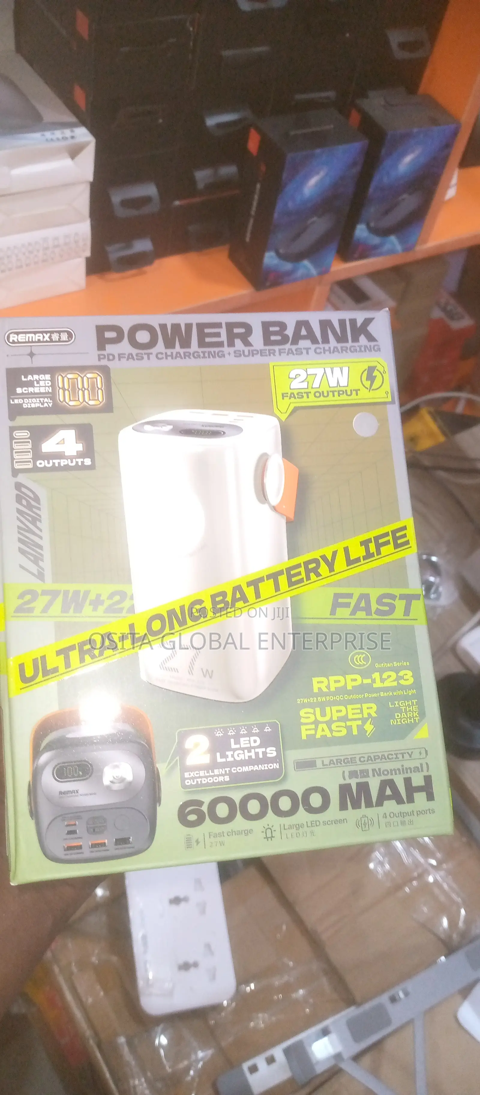 Remax RPP-123 27w+22.5w Outdoor Power Bank Wit Lite 60000mah