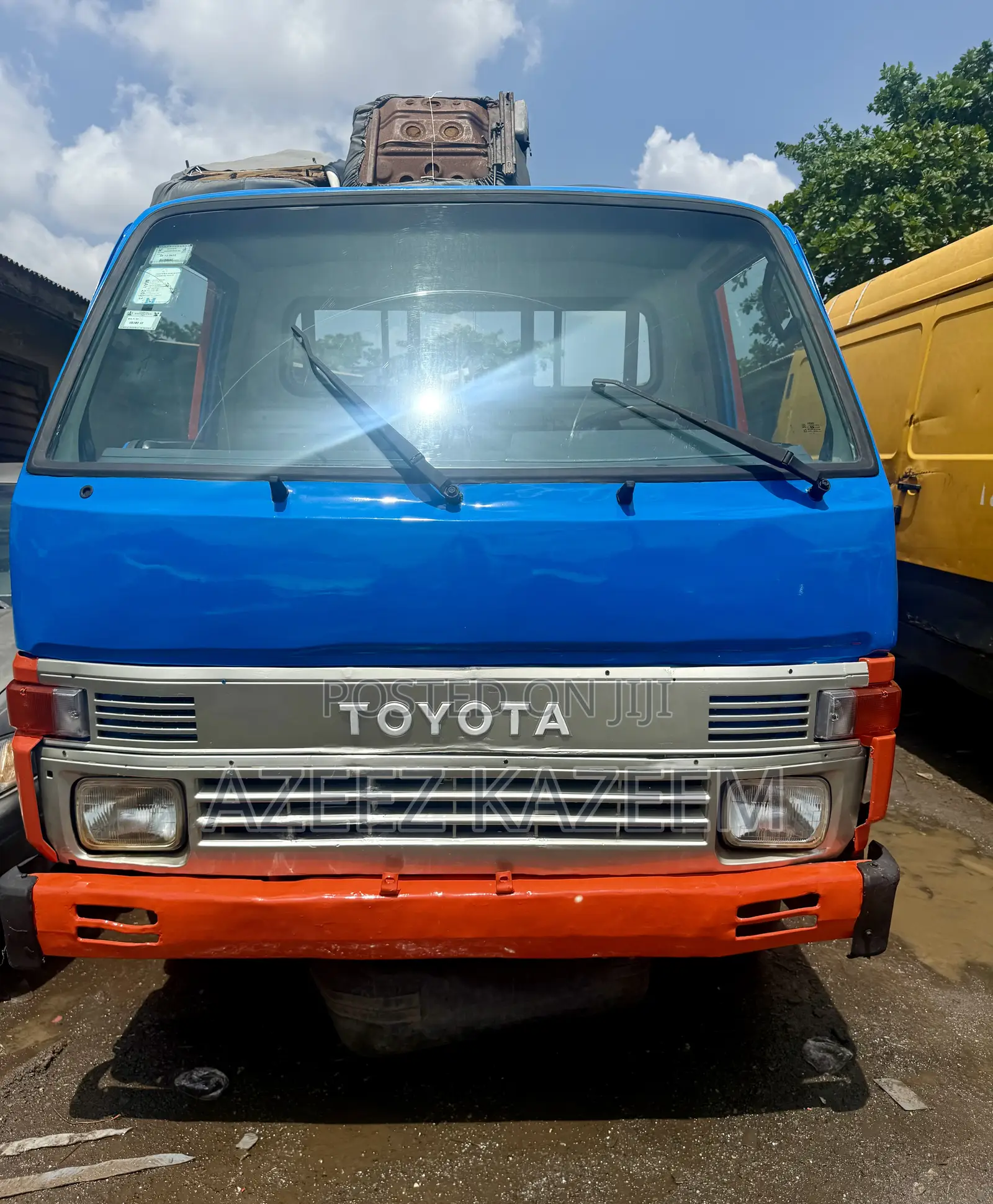 Toyota Dyna 100 Four Tyres Registered Truck