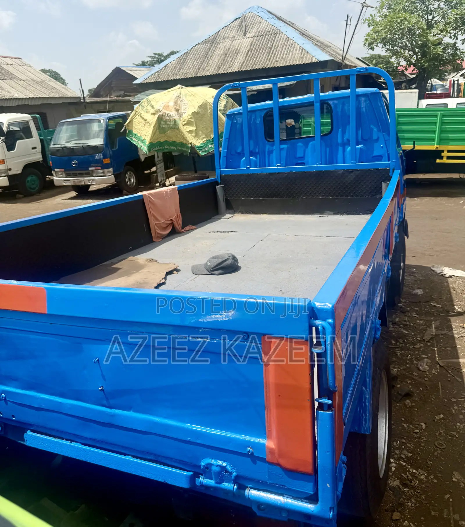 Toyota Dyna 200 Six Tyres Normal Bucket