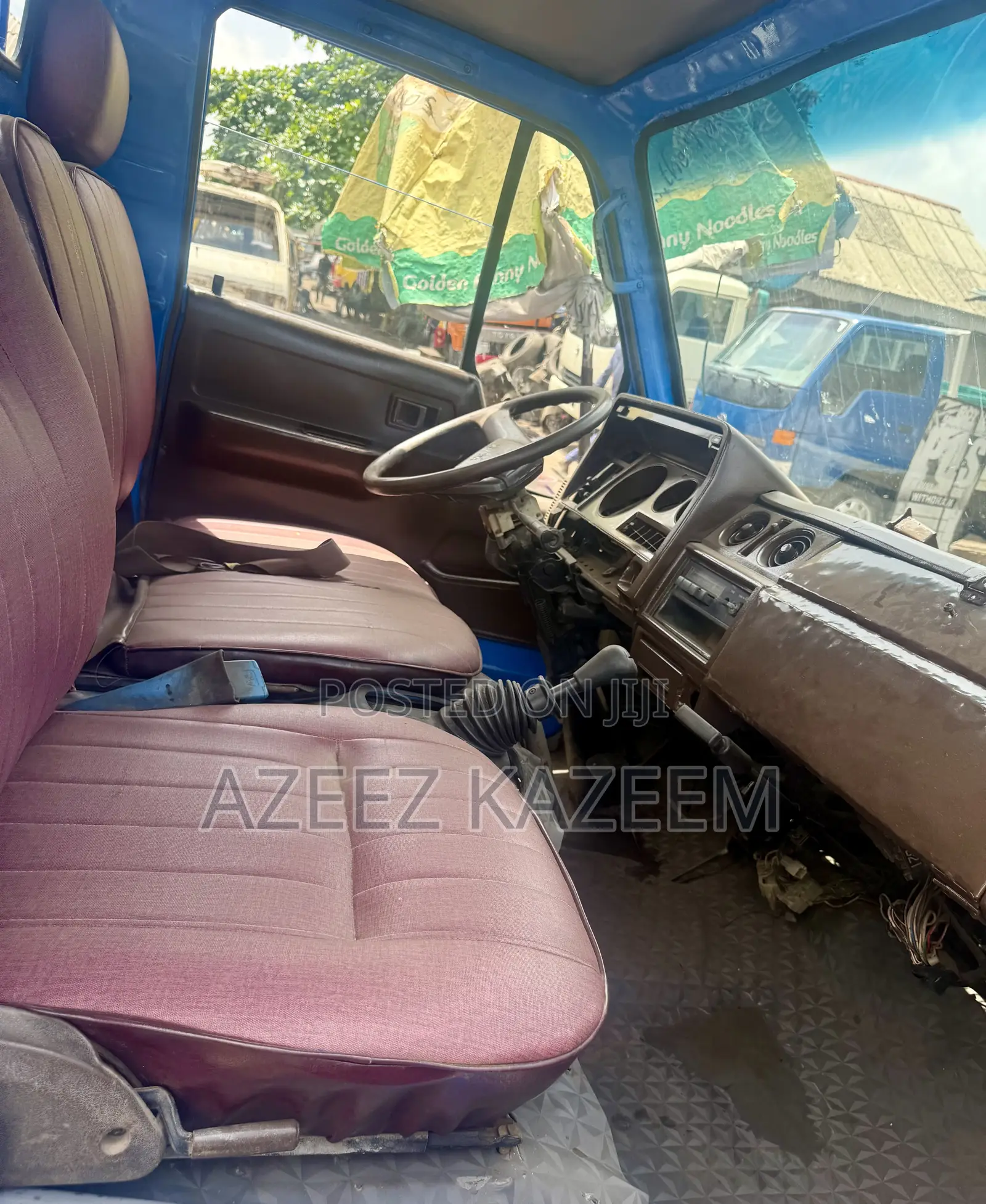 Toyota Dyna 200 Six Tyres Normal Bucket
