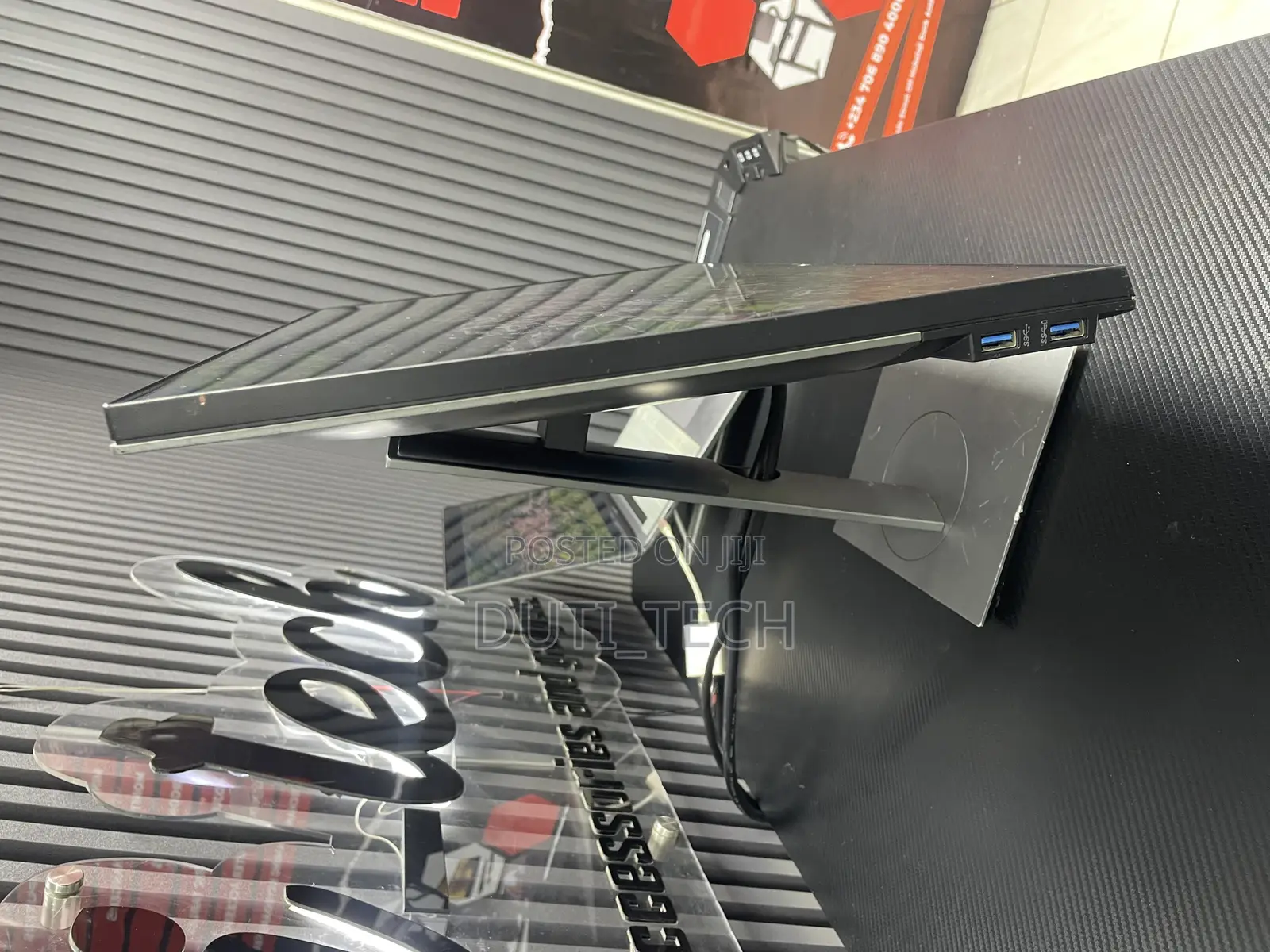 Dell Ultrasharp 25” QHD 1440p Monitor