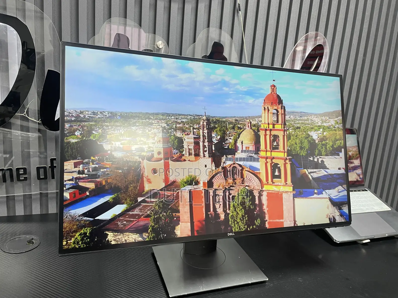 Dell Ultrasharp 25” QHD 1440p Monitor