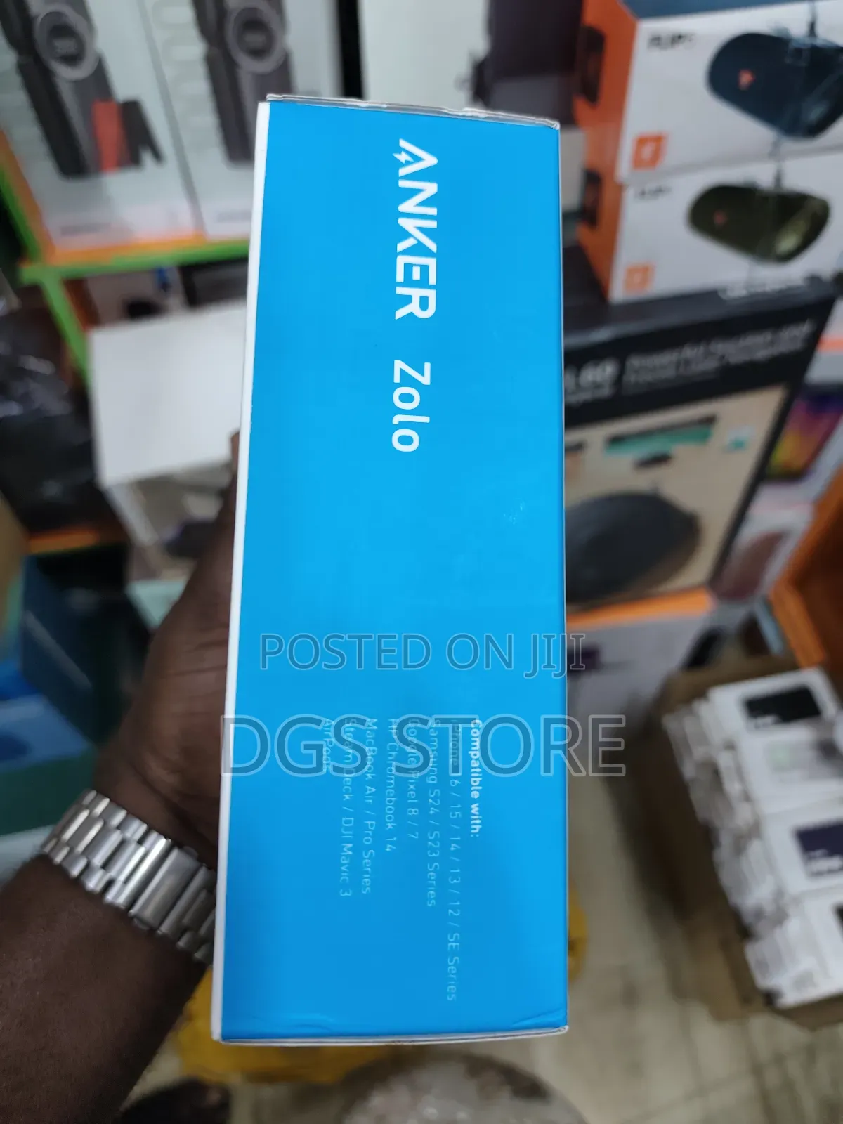 Anker Zolo Power Bank 165w Built-in Retractable