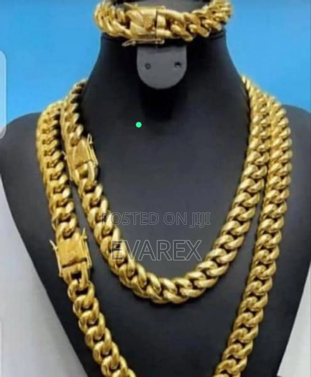 Men Non Tarnish Gold Cuban Necklace 1, Bracelet 1.