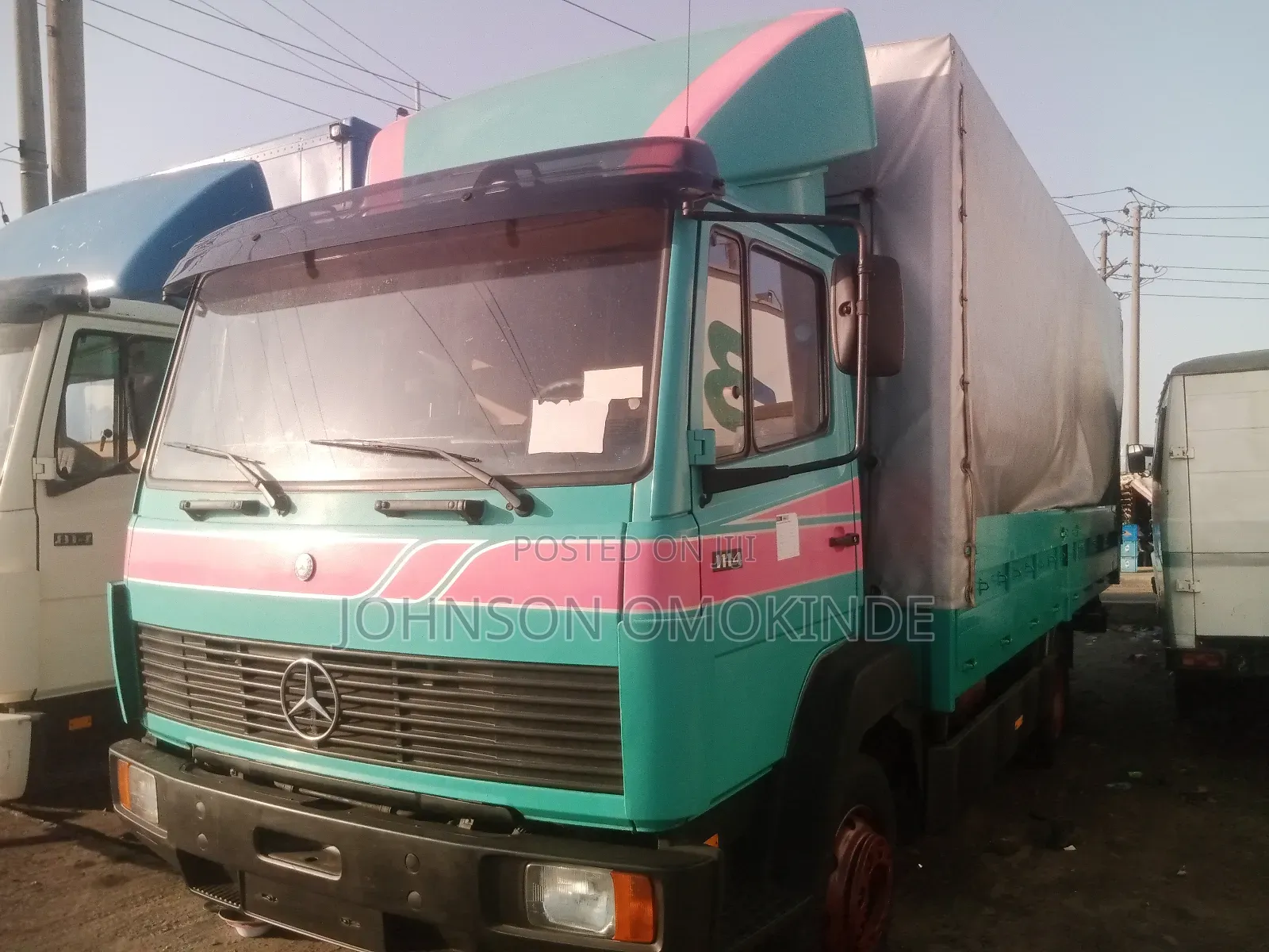 1114 Mercedes Benz With Tarpaulin