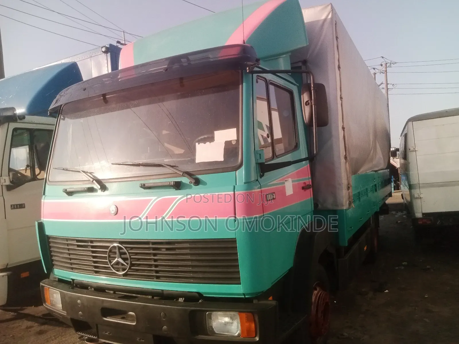 1114 Mercedes Benz With Tarpaulin