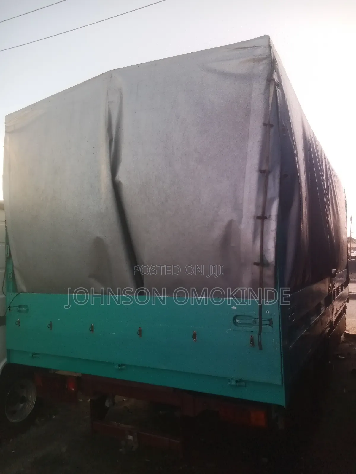 1114 Mercedes Benz With Tarpaulin