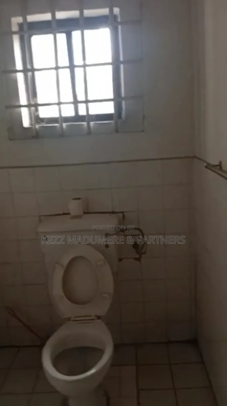 8bdrm Bungalow in Near Halibuton Trans, Port-Harcourt for rent