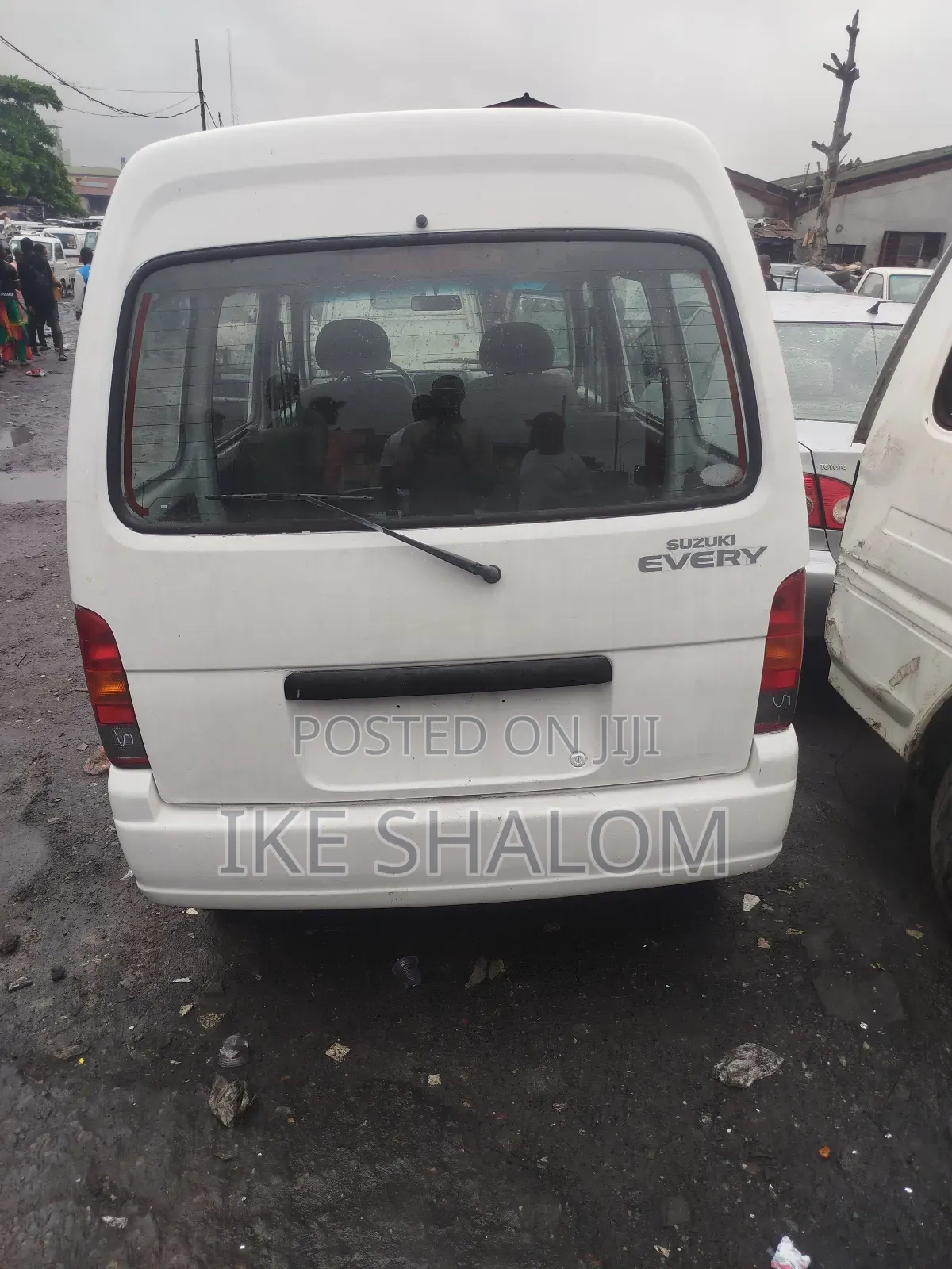 Suzuki Every 2010 White