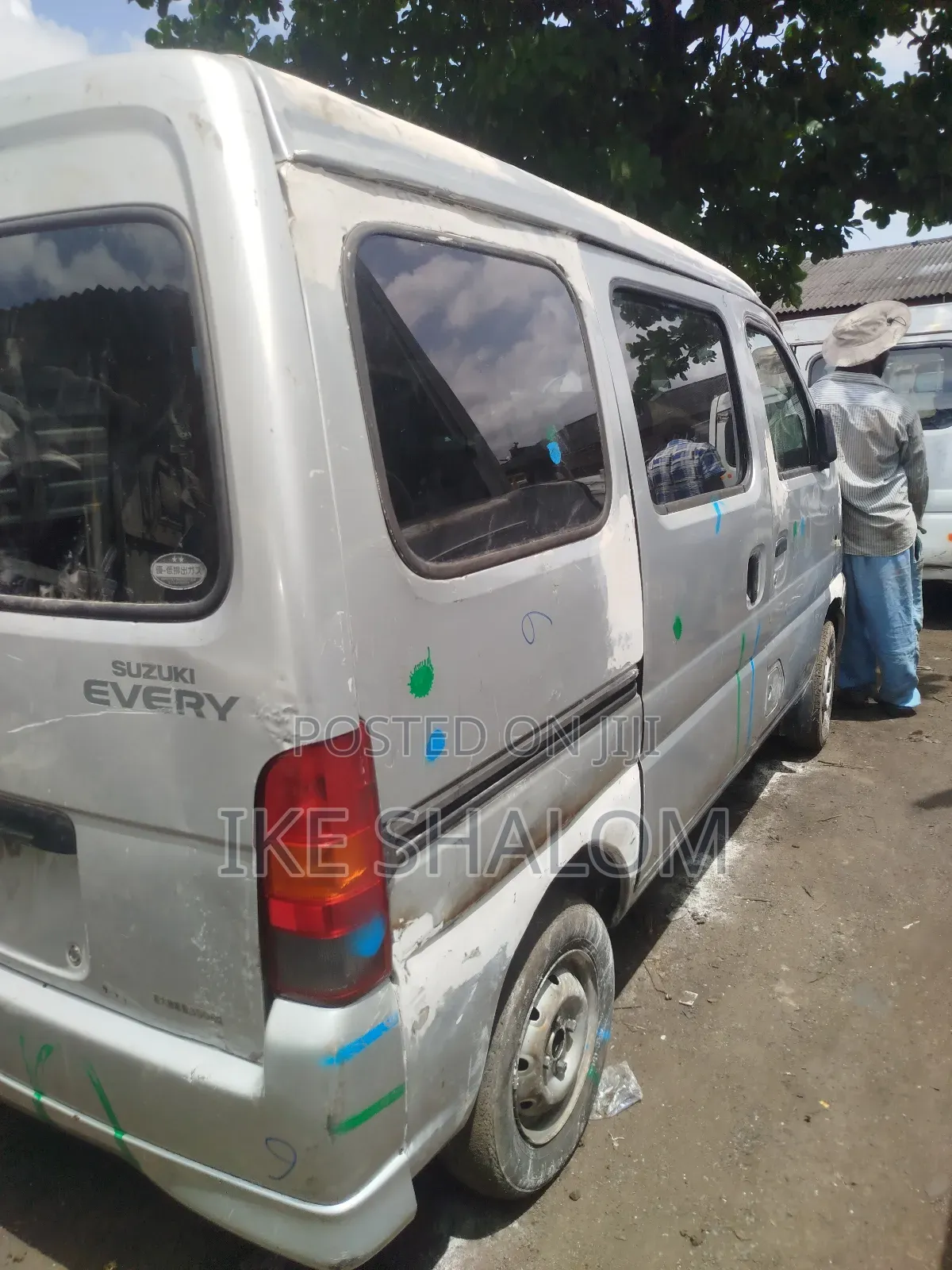 Suzuki Every 2010