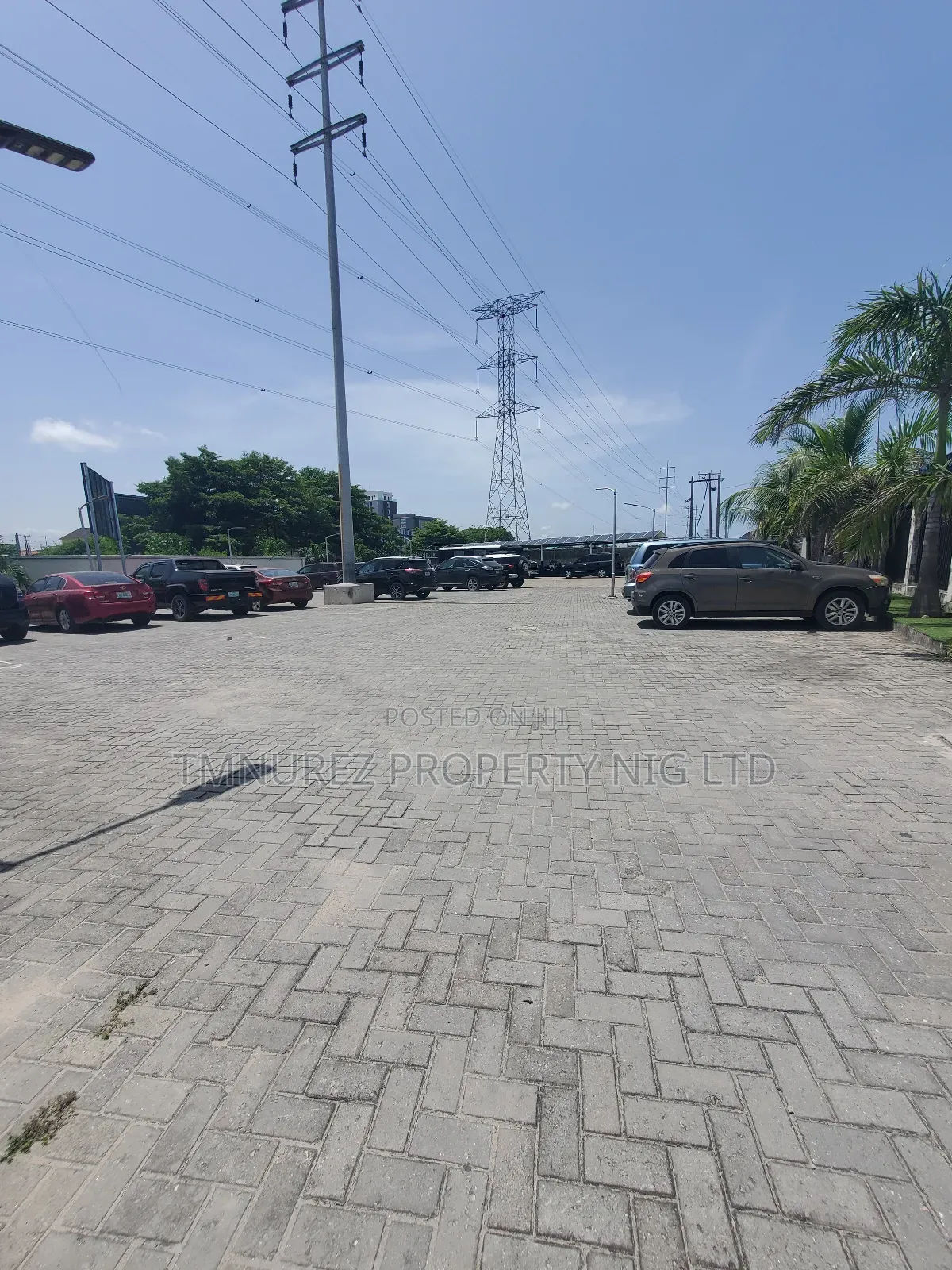 200 Square Meters Space for Rent at Lekki Phase1 Right