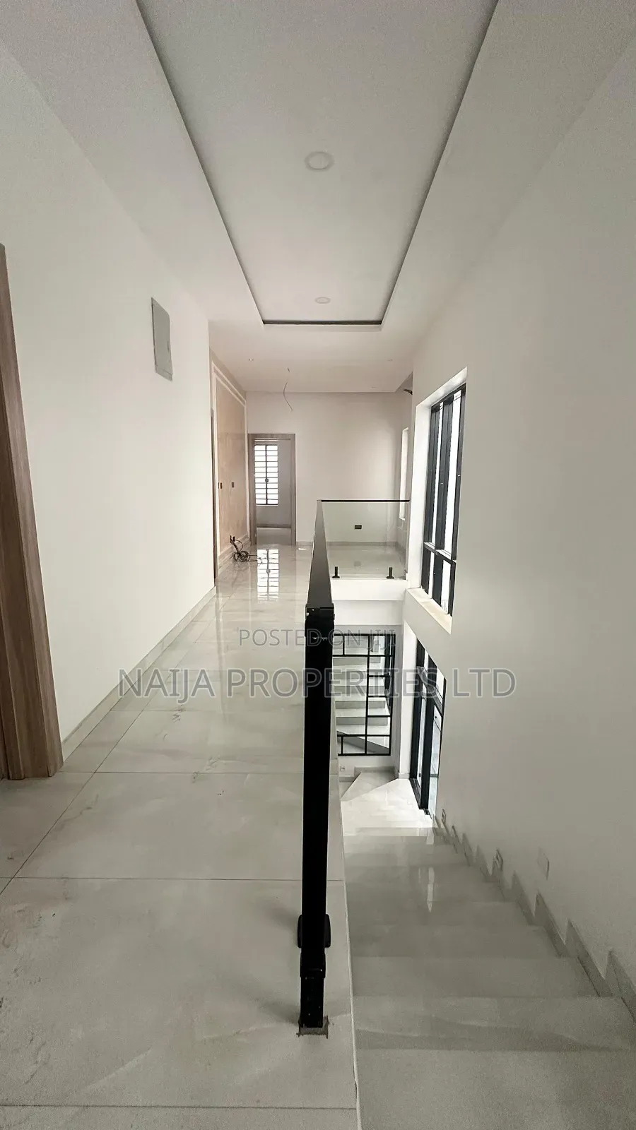 5bdrm Duplex in Osapa London, Lekki for sale