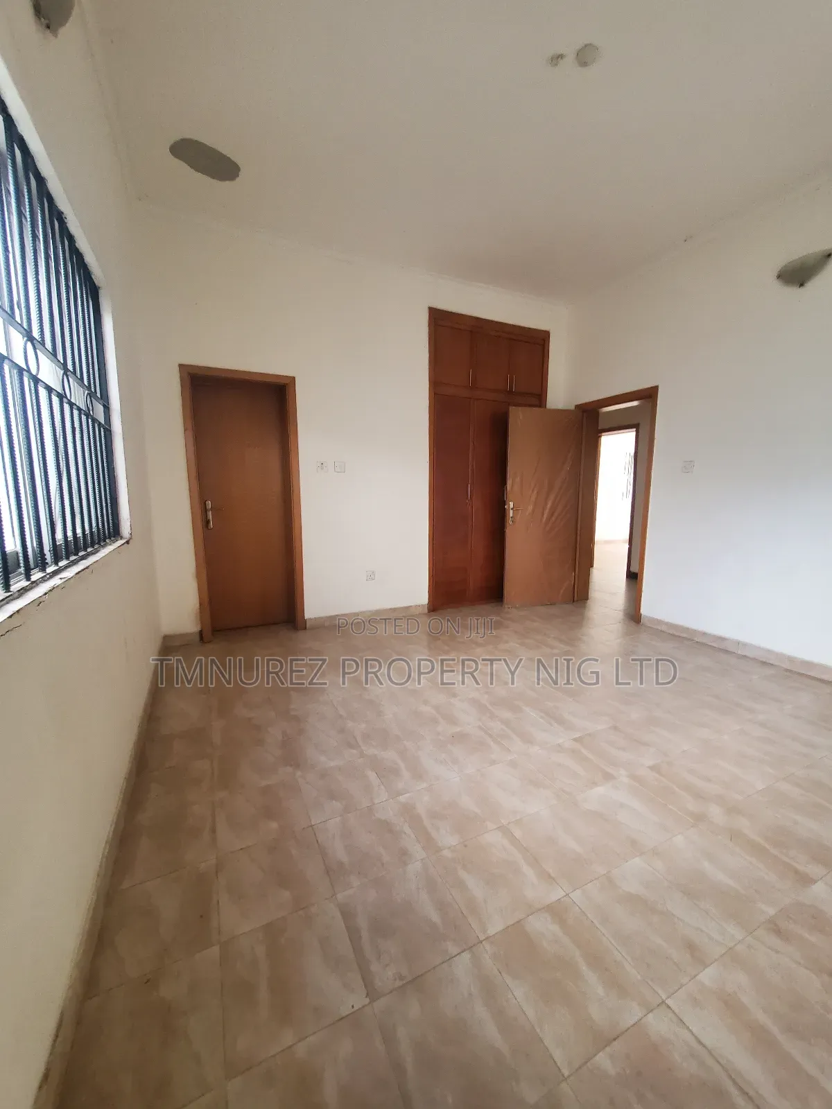 6unit of 3bedrrom Apartment for Lease