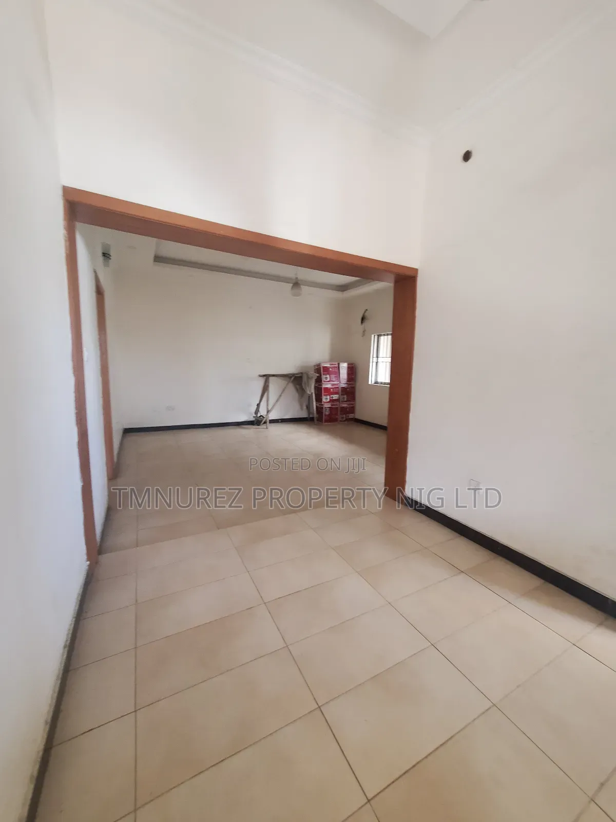 6unit of 3bedrrom Apartment for Lease