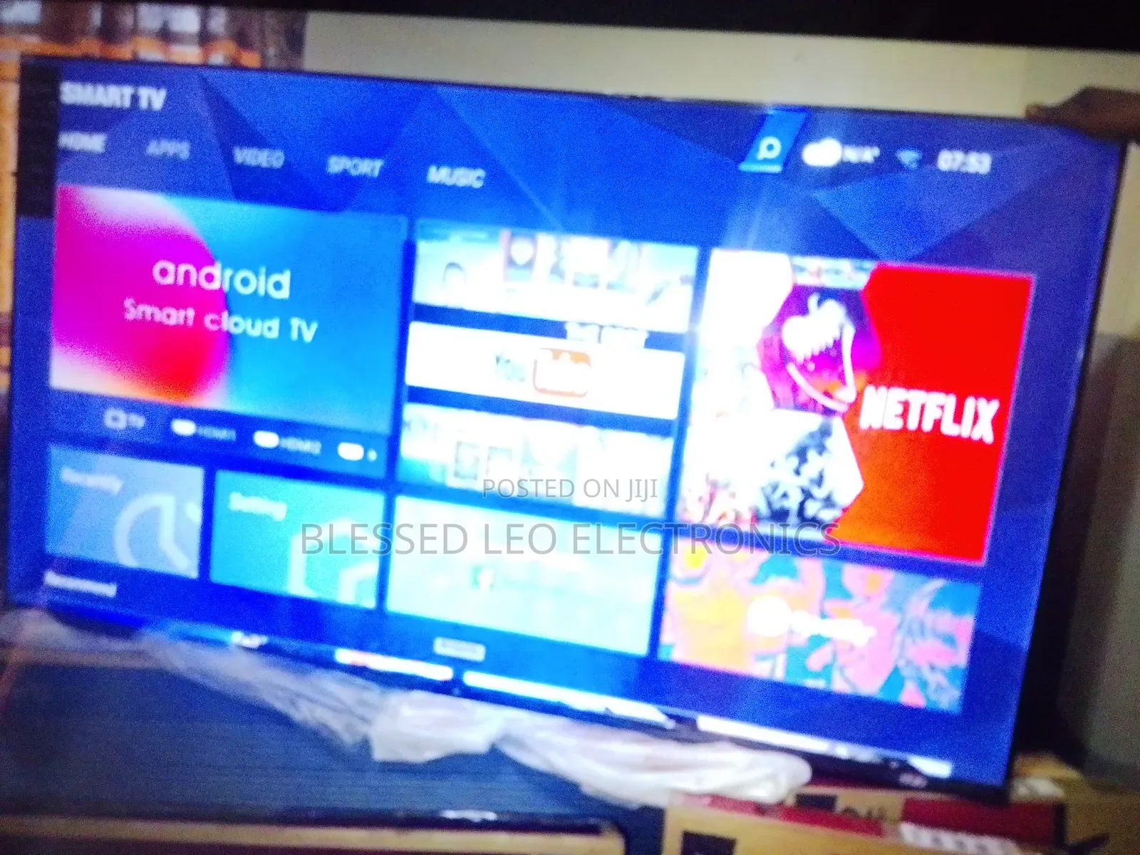 65 Inches Invisible Smooth Smart Tv
