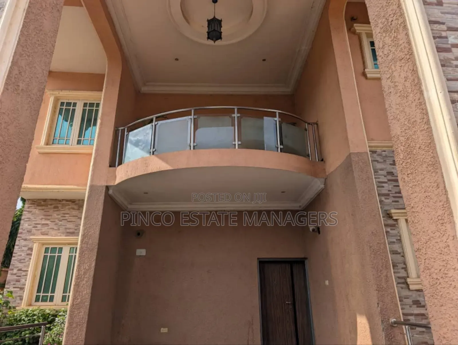 5bdrm Duplex in Damunde Estate, Life Camp for sale