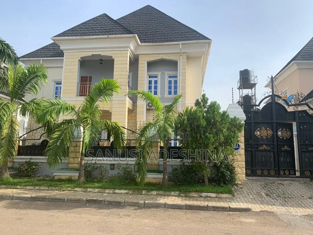 5bdrm Duplex in Gwarimpa Estate,Fct, Gwarinpa for sale