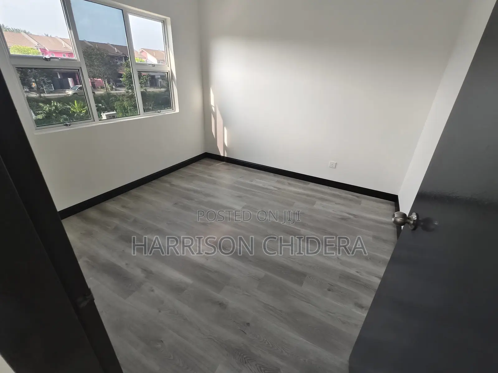 Light Gray SPC Wooden Floor