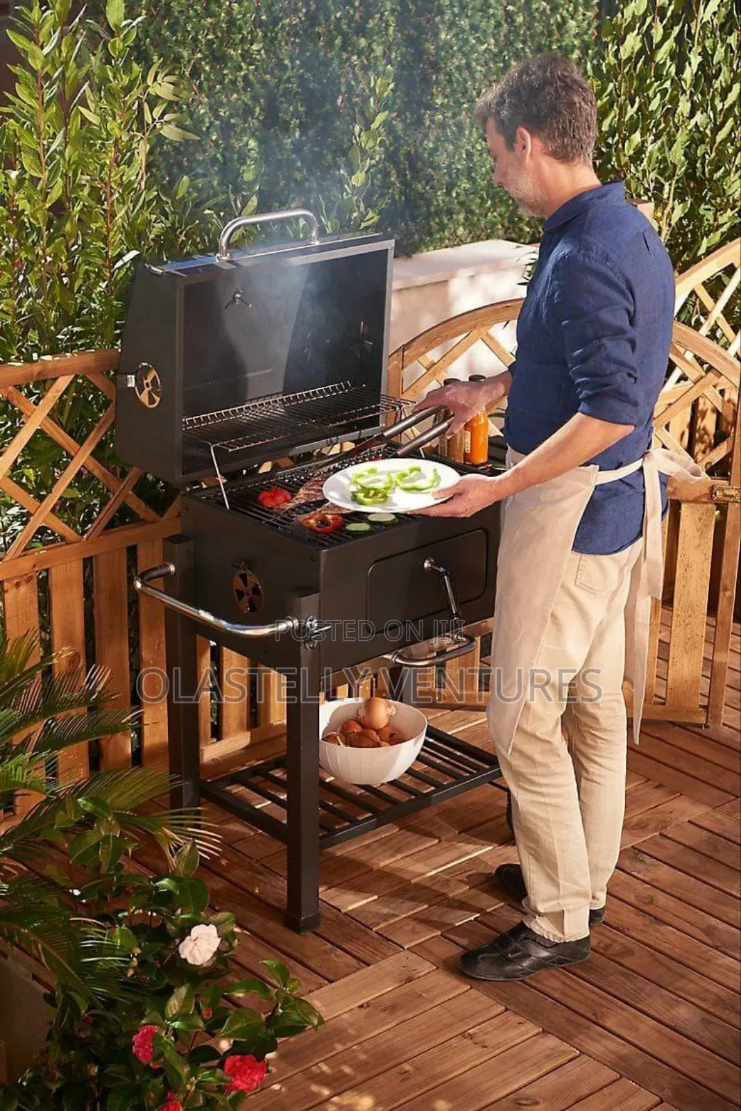 Heavy Duty Smookless BBQ Charcoal Grill Trolley With Side. Ho