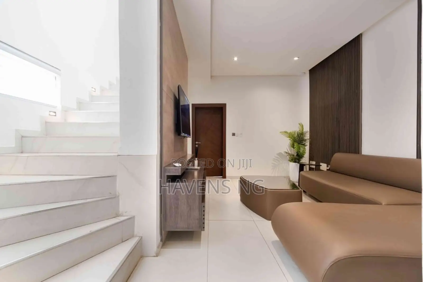 Luxury 4-Bedroom Apartment for Shortlet