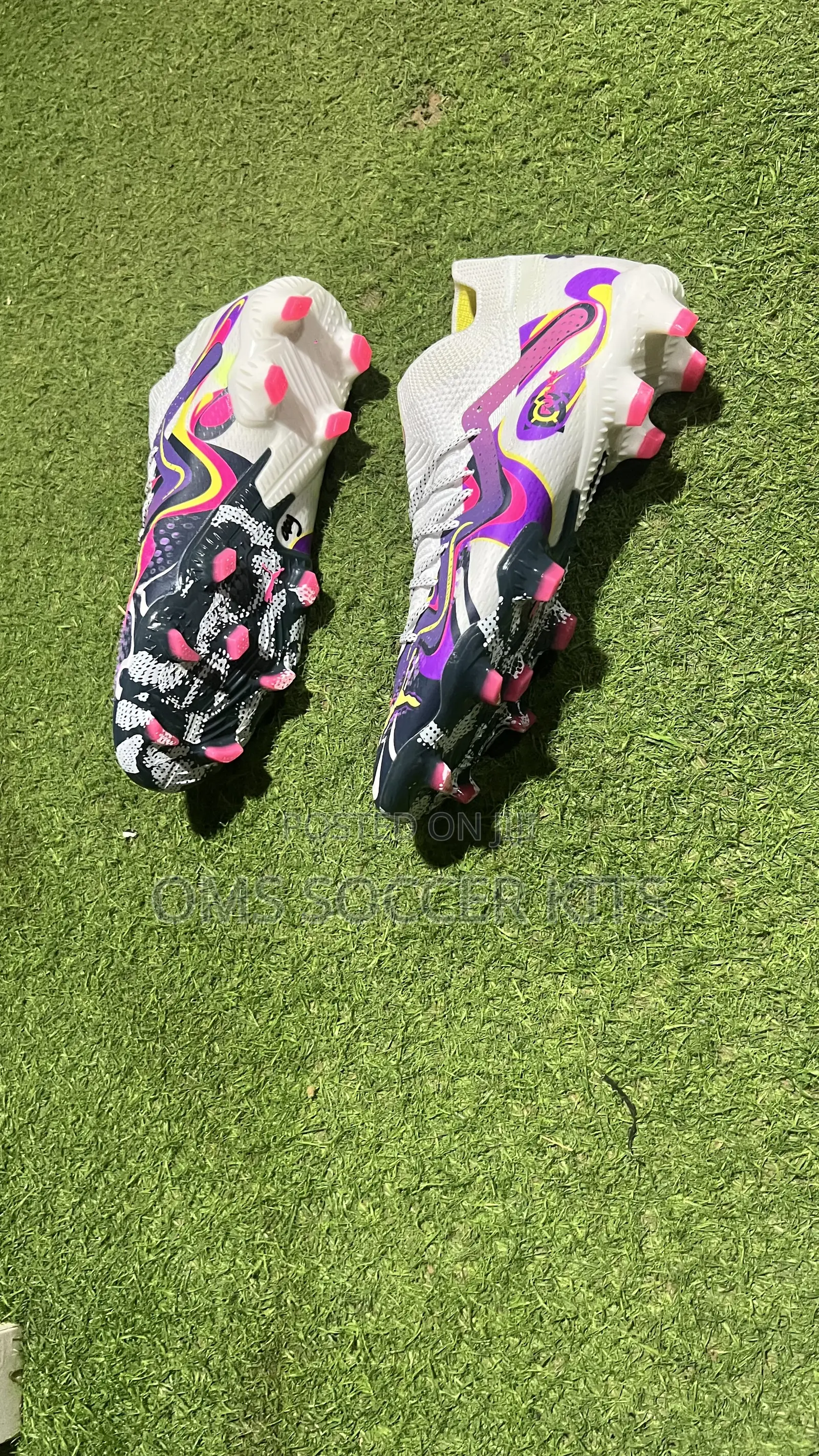 Puma Future Ultimate Creativity Fg Soccer Cleats.(41)