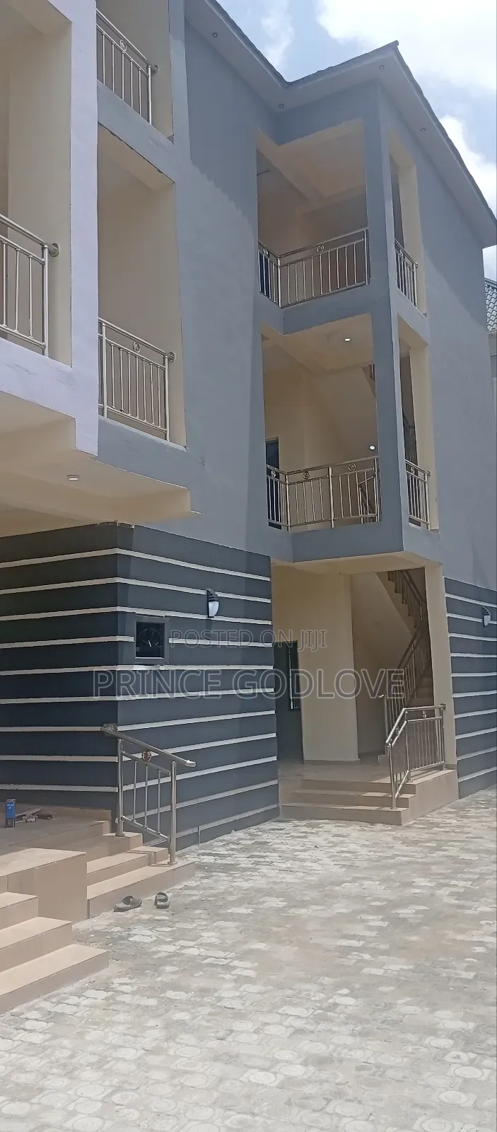 2bdrm Block of Flats in Dawaki for rent