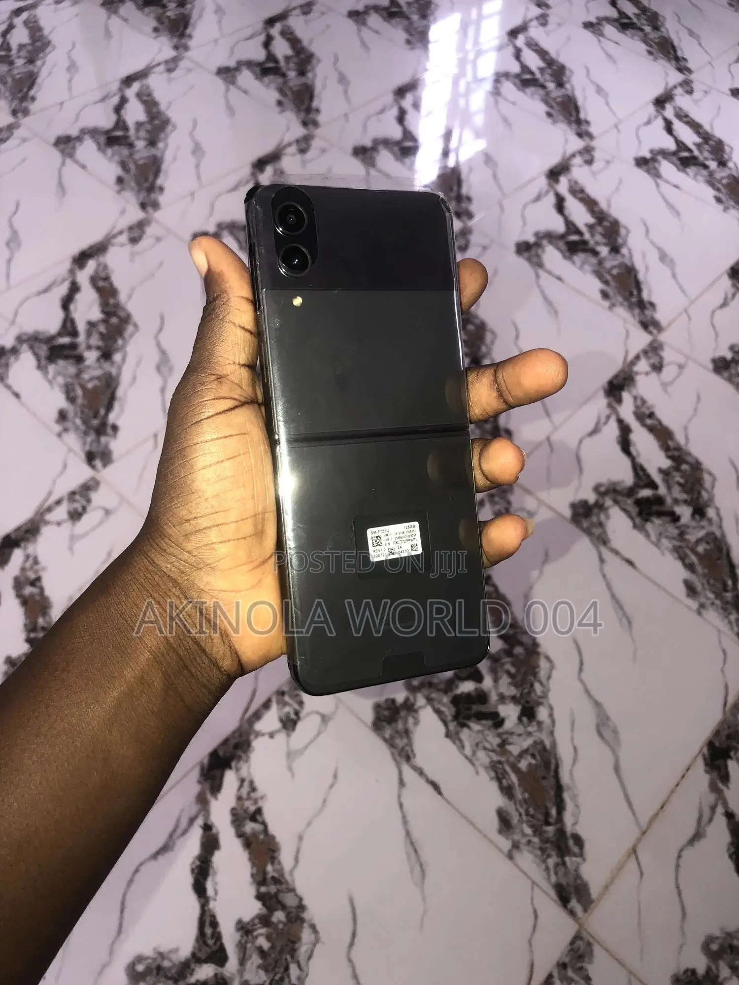 New Samsung Galaxy Z Flip4 128 GB Black
