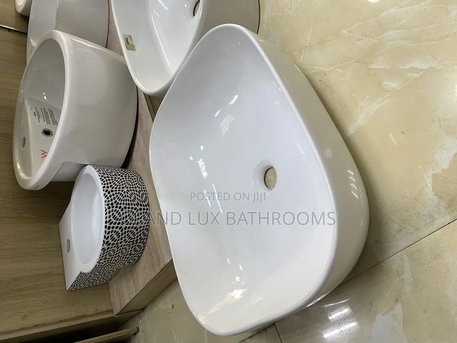Title: Modern Countertop Basin Sink With Mixer Tap