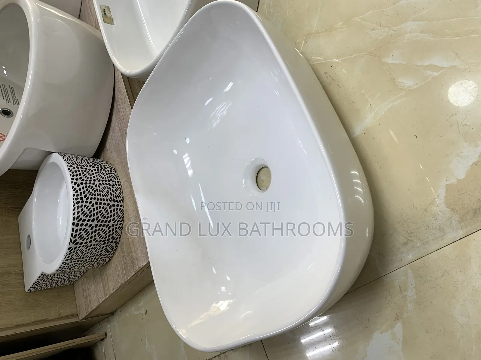 Title: Modern Countertop Basin Sink With Mixer Tap