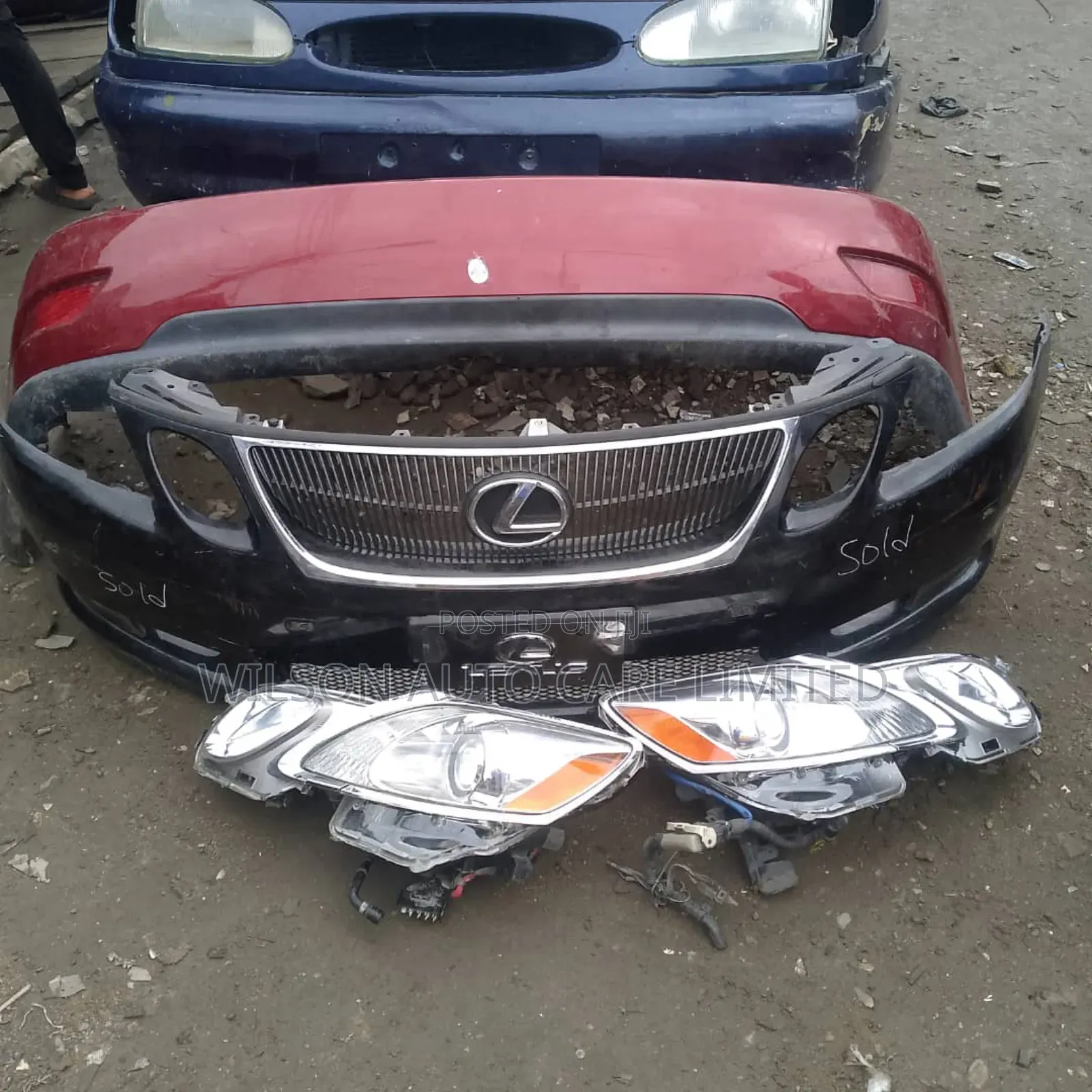 Gs 350 Complete Bumper and Fullight 2008 Model Available