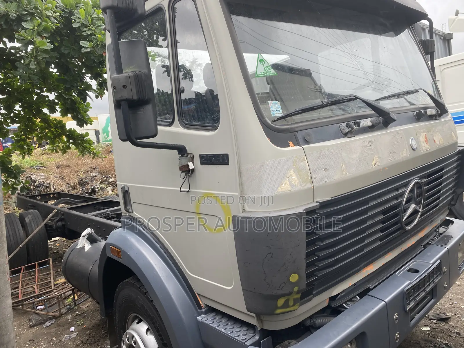 Mercedes Benz 2531 Gap and Chassis 2005 White