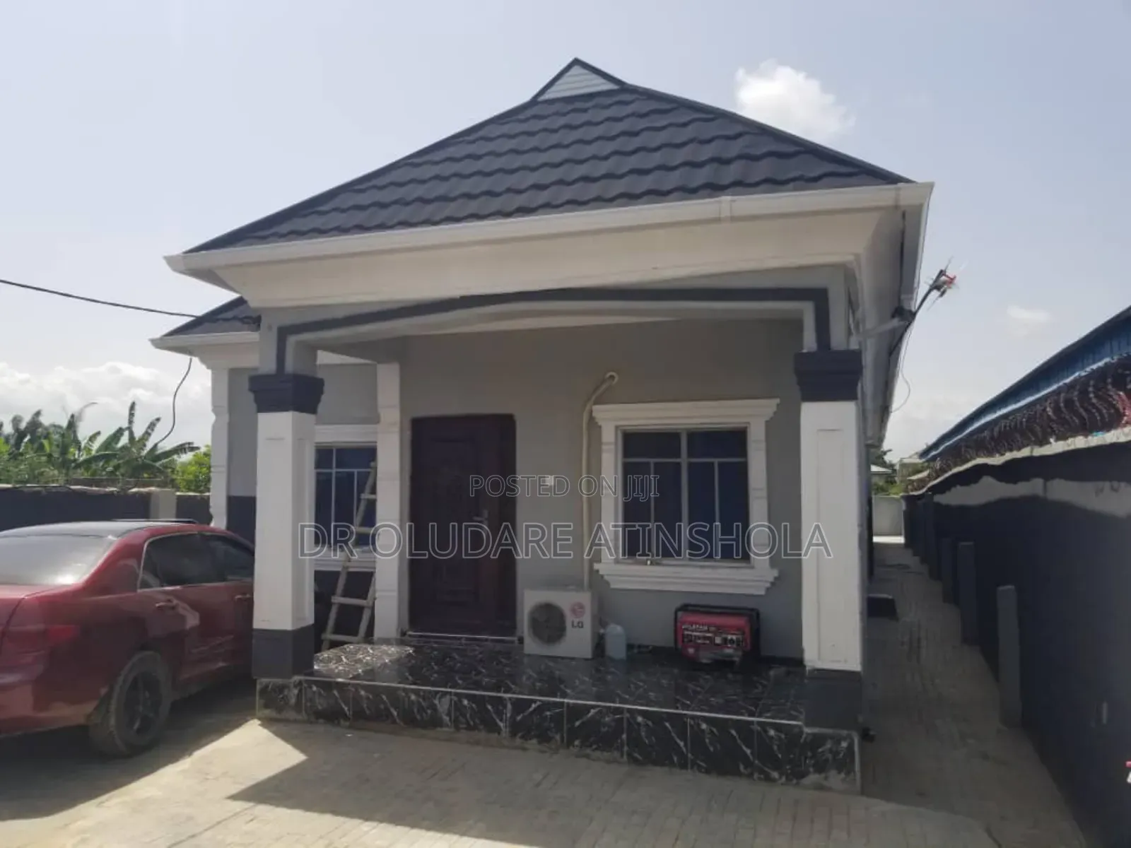 5bdrm Bungalow in Ikorodu for sale