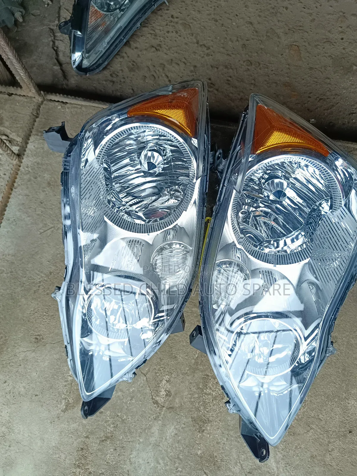 Headlamp Headlight Toyota Avalon 2009-2011 Brand New One