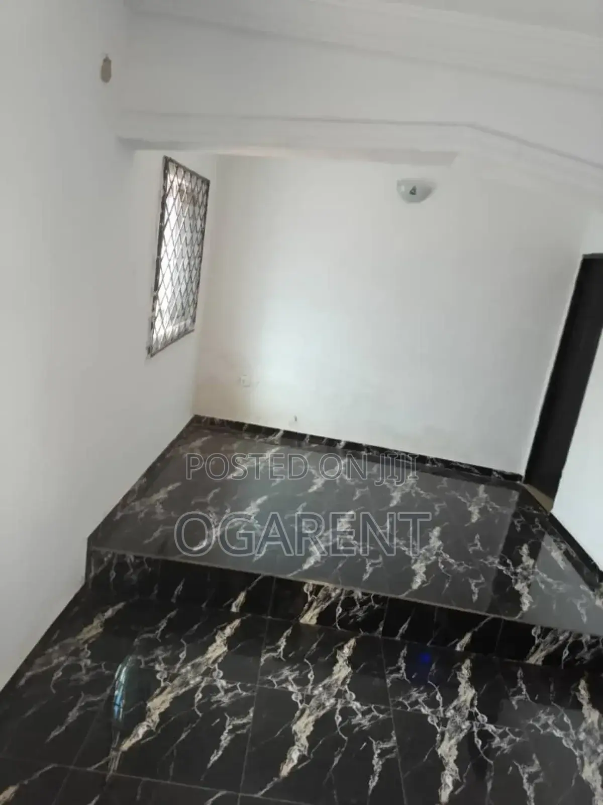 3bdrm Apartment in Benin City for rent