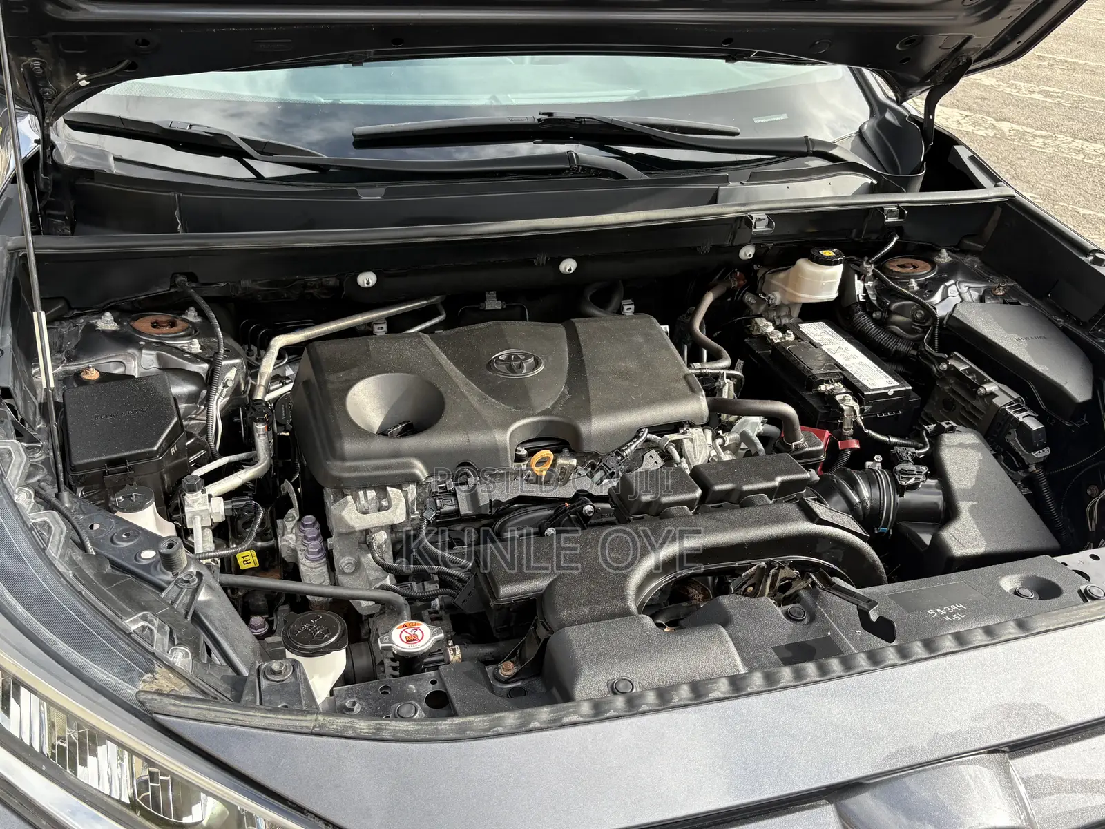 Toyota RAV4 XLE AWD 2020 Gray